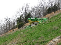 USA - Waynesville MO - Frog Sculpture (14 Apr 2009)
